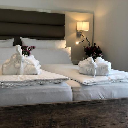 Apartments Schweizer Hof บาเดน-บาเดน ภายนอก รูปภาพ