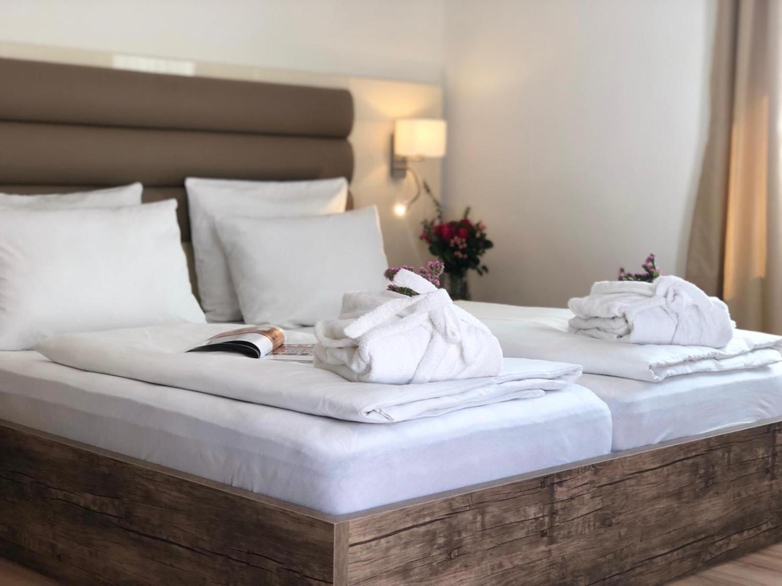 Apartments Schweizer Hof บาเดน-บาเดน ภายนอก รูปภาพ